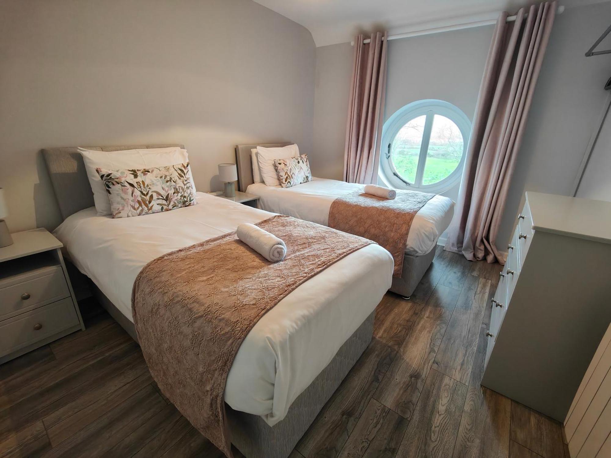Moneylands Farm Self-Catering Apartments Arklow Ngoại thất bức ảnh